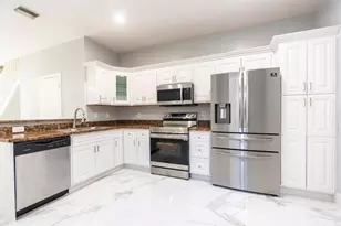 1928 Madeira Dr, Weston, FL 33327 - Photo 12