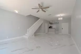 1928 Madeira Dr, Weston, FL 33327 - Photo 2