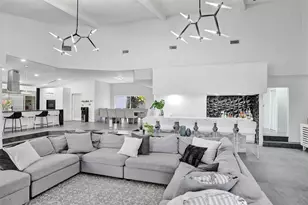 349 Jacaranda Dr, Plantation, FL 33324 - Photo 24