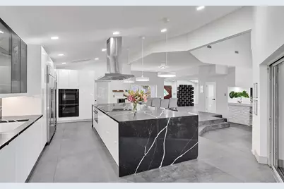 349 Jacaranda Drive, Plantation, FL 33324 - Photo 16