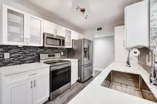 9280 NW 9th Ct, Plantation, FL 33324 - Photo 2