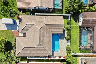 7207 NW 44th St, Coral Springs, FL 33065 - Photo 32