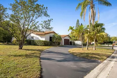 1060 NW 82nd Avenue, Coral Springs, FL 33071 - Photo 20