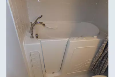 9563 Weldon Circle #D110, Tamarac, FL 33321 - Photo 14