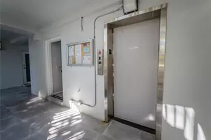 2430 NE 135th St, North Miami, FL 33181 - Photo 22