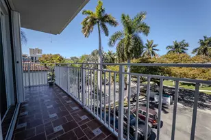 2430 NE 135th St, North Miami, FL 33181 - Photo 12