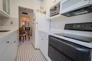 2430 NE 135th St, North Miami, FL 33181 - Photo 6