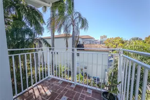 2430 NE 135th St, North Miami, FL 33181 - Photo 12