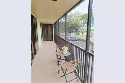 105 Lake Emerald Drive #201, Oakland Park, FL 33309 - Photo 30