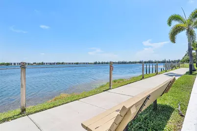 105 Lake Emerald Drive #201, Oakland Park, FL 33309 - Photo 42