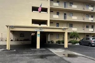 2615 NE 3rd Ct, Boynton Beach, FL 33435 - Photo 1