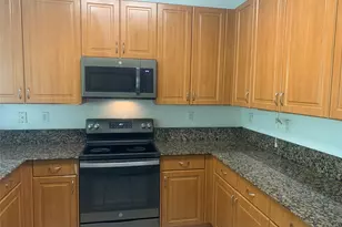 11159 NW 80th Ln, Doral, FL 33178 - Photo 2