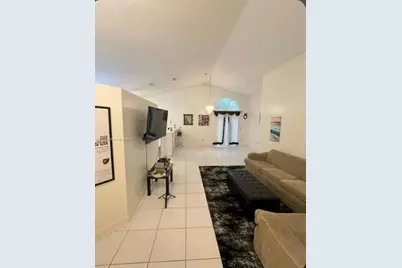 739 Holly Street, Pompano Beach, FL 33068 - Photo 6