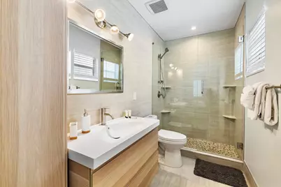 210 SE Park Street, Dania Beach, FL 33004 - Photo 8