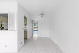 72 Ashby B, Deerfield Beach, FL 33442 - Photo 8