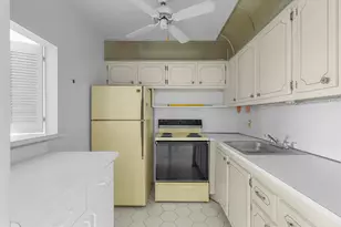 72 Ashby B, Deerfield Beach, FL 33442 - Photo 10