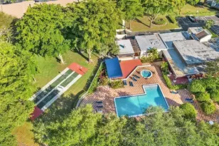 2051 SW 15th St, Deerfield Beach, FL 33442 - Photo 18