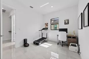 8550 W Parkland Bay Trl, Parkland, FL 33076 - Photo 36