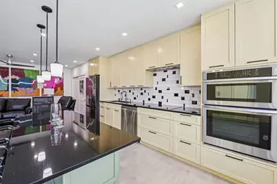 3233 NE 34th Street #812a, Fort Lauderdale, FL 33308 - Photo 2