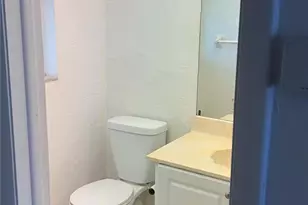 5515 N Lakewood Cir, Margate, FL 33063 - Photo 14