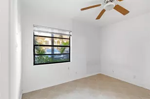 140 S Cypress Rd, Pompano Beach, FL 33060 - Photo 8