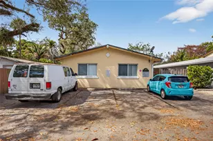 709 SW 13th Ave, Fort Lauderdale, FL 33312 - Photo 2