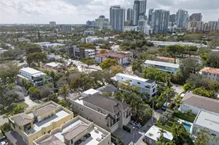 1215 NE 1st St, Fort Lauderdale, FL 33301 - Photo 8