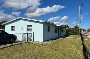 1203 NW 4th St, Boynton Beach, FL 33435 - Photo 4