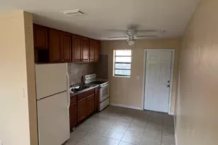 1203 NW 4th St, Boynton Beach, FL 33435 - Photo 6