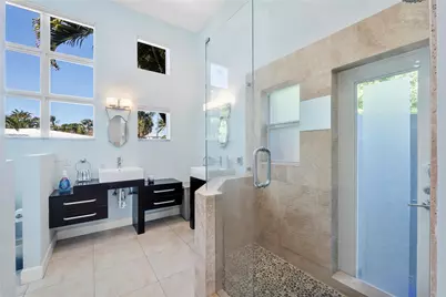 2716 NE 10th Terrace, Fort Lauderdale, FL 33334 - Photo 14