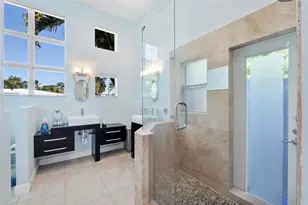 2716 NE 10th Terrace, Wilton Manors, FL 33334 - Photo 14