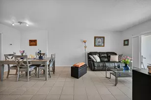 4400 Hillcrest Dr, Hollywood, FL 33021 - Photo 14