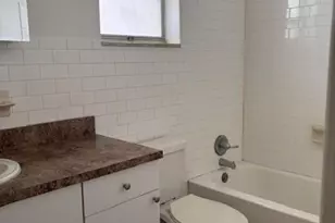 5400 Hollywood Blvd, Hollywood, FL 33021 - Photo 12