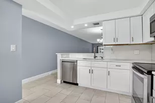 2003 Granada Dr, Coconut Creek, FL 33066 - Photo 10