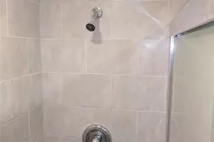 1250 NE 125th St, Miami, FL 33161 - Photo 16