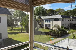 375 SW 56th Ave, Margate, FL 33068 - Photo 18