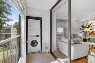 5250 Las Verdes Cir, Delray Beach, FL 33484 - Photo 30