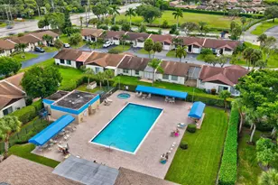 5250 Las Verdes Cir, Delray Beach, FL 33484 - Photo 36