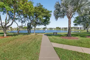 5250 Las Verdes Cir, Delray Beach, FL 33484 - Photo 28