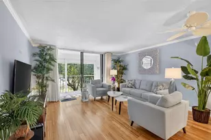 5250 Las Verdes Cir, Delray Beach, FL 33484 - Photo 2