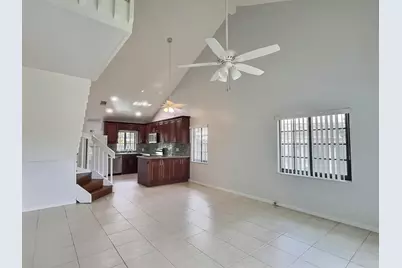 2652 Riverside Drive, Coral Springs, FL 33065 - Photo 8