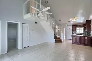 2652 Riverside Dr, Coral Springs, FL 33065 - Photo 6