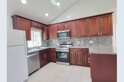 2652 Riverside Drive, Coral Springs, FL 33065 - Photo 4