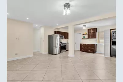 2016 NE 14th Court #2018/B, Fort Lauderdale, FL 33304 - Photo 12