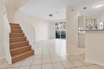 3811 NW 90th Way #3811, Sunrise, FL 33351 - Photo 6