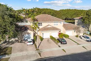 3811 NW 90th Way, Sunrise, FL 33351 - Photo 2