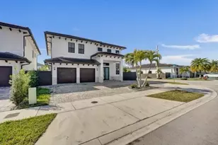 14486 SW 17th St, Miami, FL 33175 - Photo 4