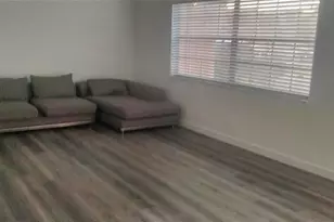 58 Spinning Wheel Ln, Tamarac, FL 33319 - Photo 2