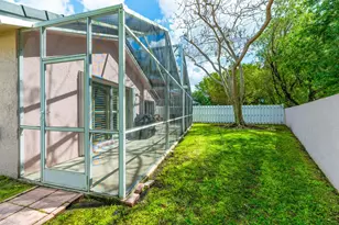 98 Gables Blvd, Weston, FL 33326 - Photo 26