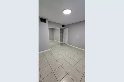 360 NW 8th Street #8, Pompano Beach, FL 33060 - Photo 12